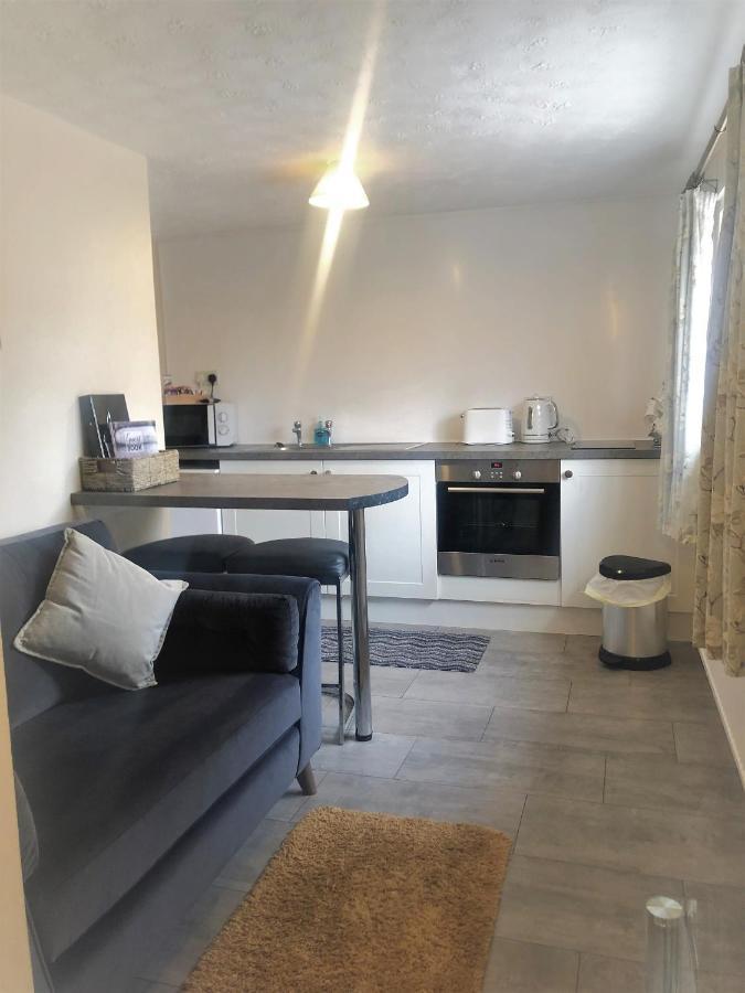 Little Park Holiday Homes Self Catering Cottages 1 & 2 Bedrooms Available Close To Tutbury Castle Exterior foto